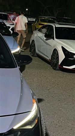 هیۆندای ئەلەنترا